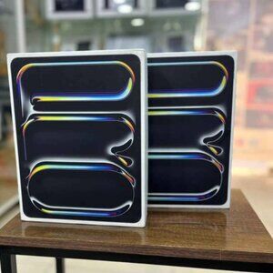 Apple iPad Pro 13-inch (M4) A2926 1 TB, Wi-Fi + 5G, 13 in - Space Black/Silver